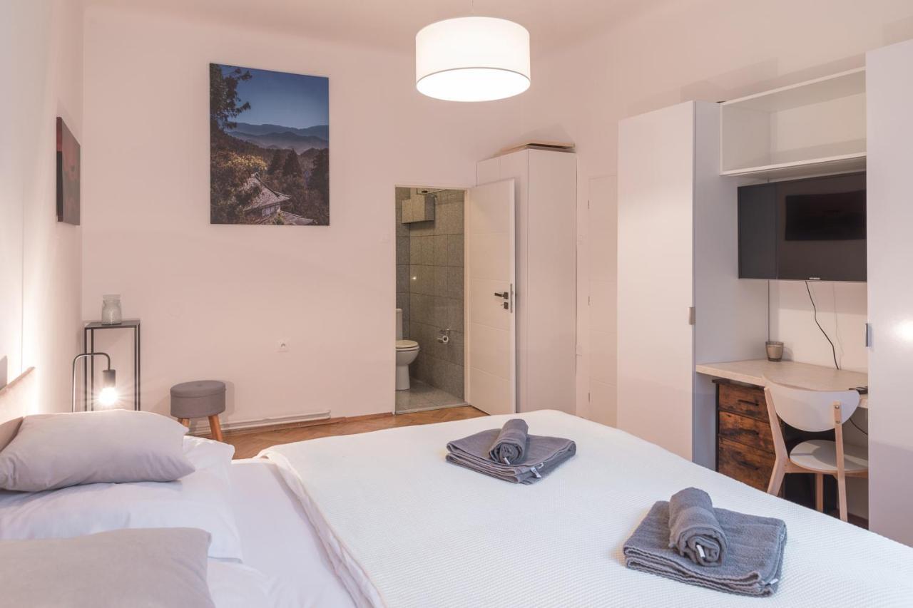 Skolska Junior Apartment プラハ エクステリア 写真