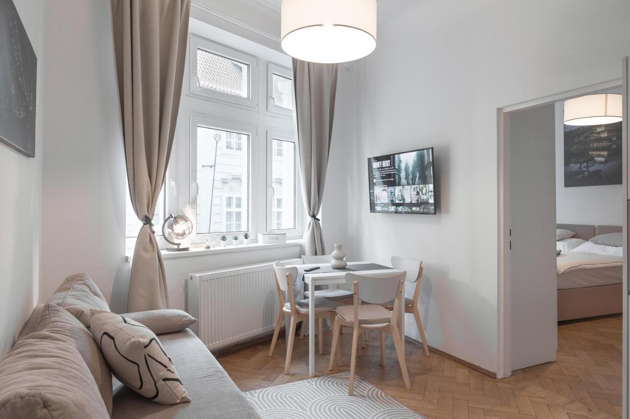 Skolska Junior Apartment プラハ エクステリア 写真